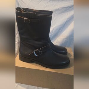 Frye Veronica Flex Short Boot Antique Brown Womens Size 11 NWOB Defects